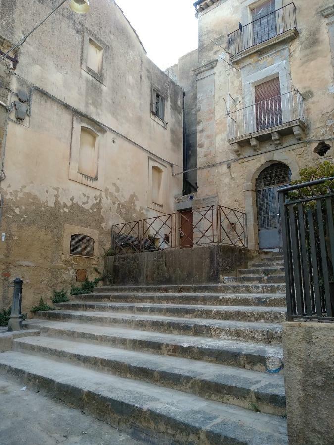 شقة La Casa Di Bianca كالتاجيروني المظهر الخارجي الصورة